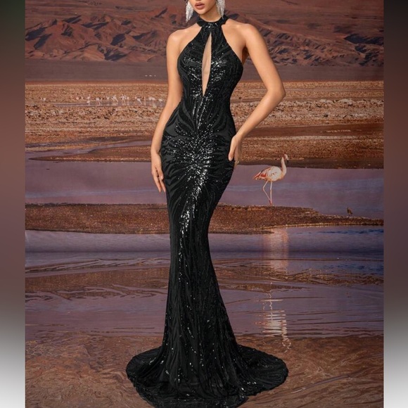 Elegant Black Sequin Halter Dress Elegant Black Sequin Halter Dress